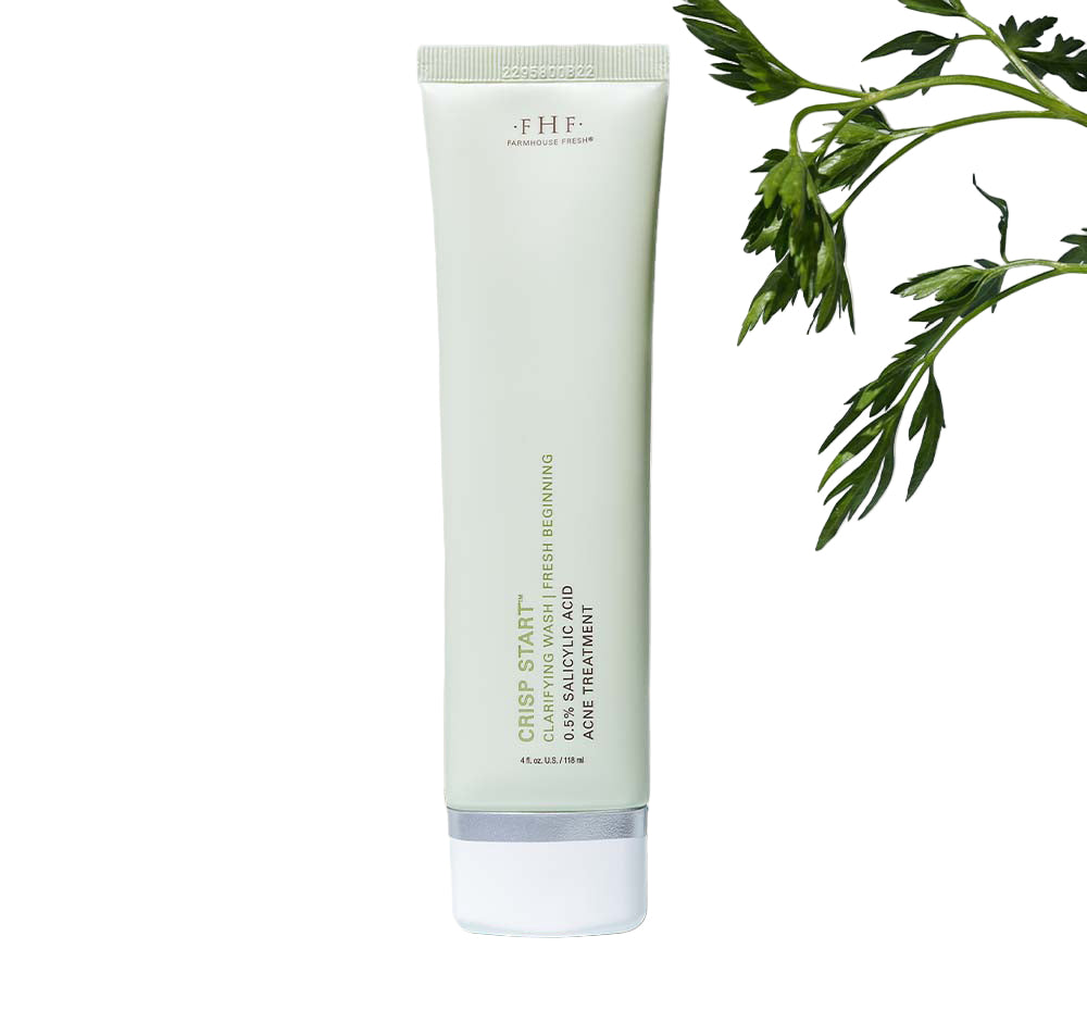 This daily foaming wash gently sweeps up pore-clogging impurities without stripping the skin.