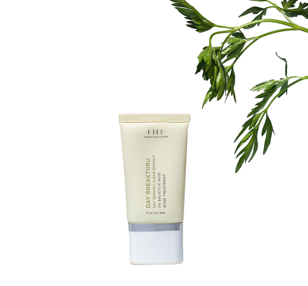 A crisp, clear, weightless salicylic acid treatment that helps eliminate blemishes and blackheads for good.
