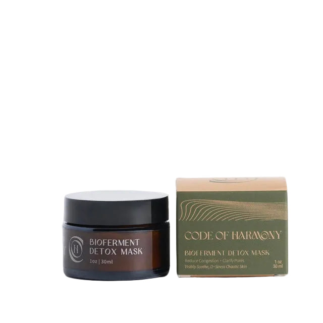 Bioferment Detox Mask is a mask for those days when you need to calm fussy, breakout-prone skin without drying it out, soften textured skin, and give the skin a deep pore clean out. With bio-fermented Pomegranate and Pumpkin Enzymes and Sea Kelp extracts, White Willow Bark, Niacinamide, and Bakuchiol, your skin will feel fresh, clean, and nurtured, not stripped. This mask looks like a clay mask, but isn't - it contains Zinc Oxide to soothe the skin. Bioferment Detox Mask is full of nutrients to replenish an