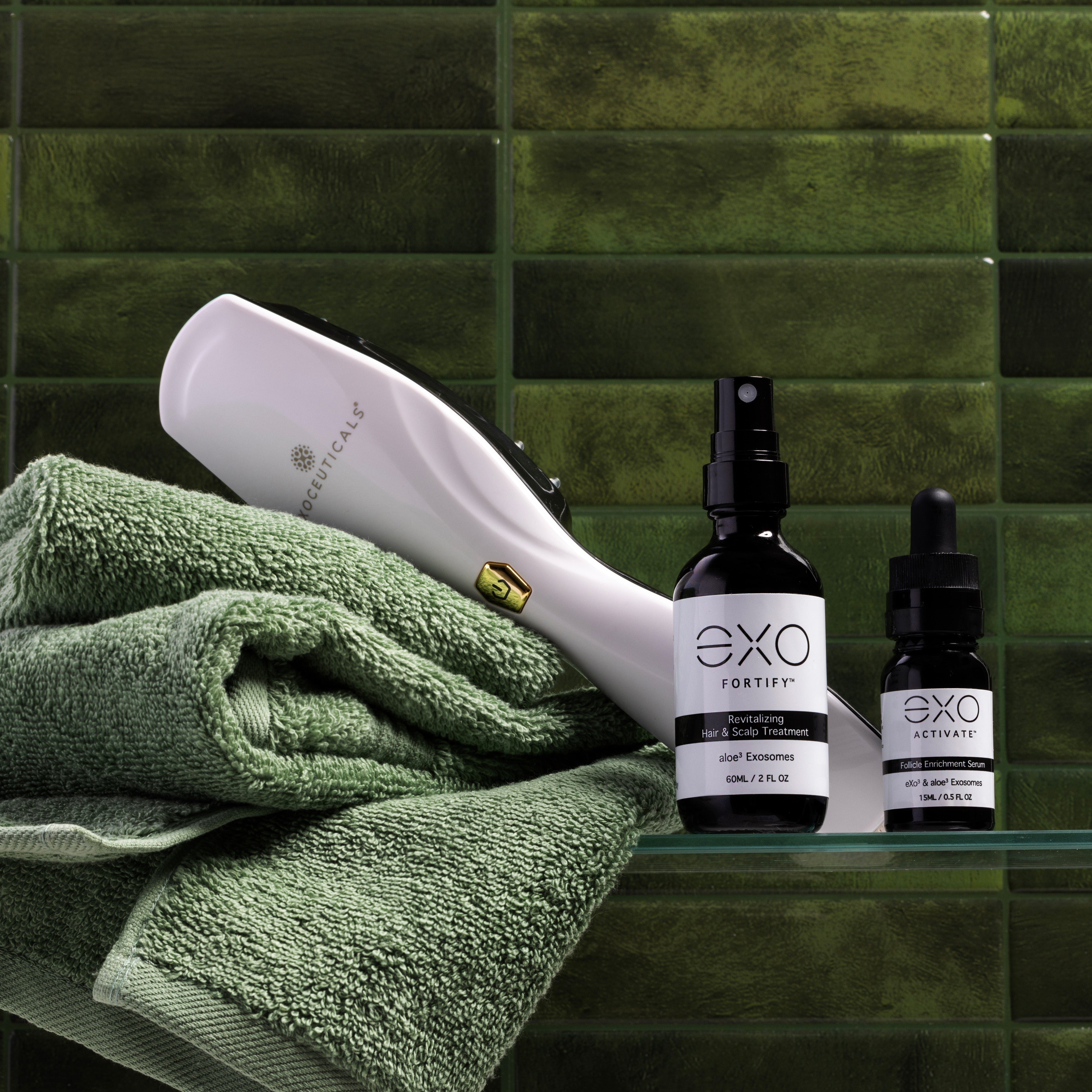 Exoceuticals HAIR™  Red Light LED Hair Brush